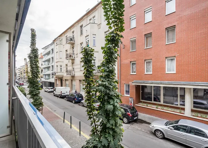 Viola - Free Parking And Balcony Apartment *