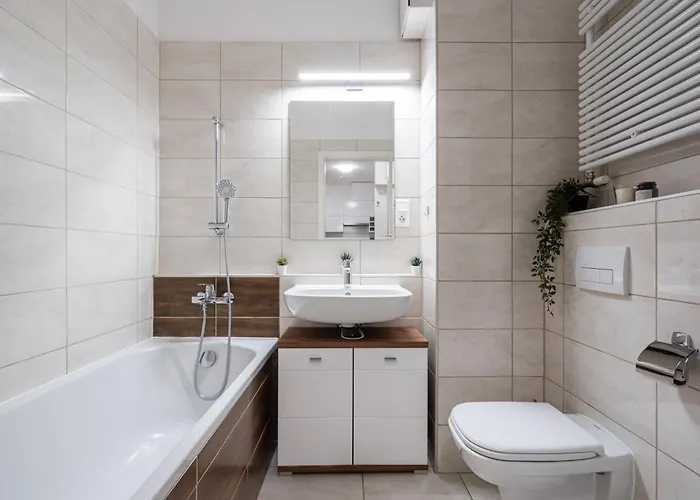 Viola - Free Parking And Balcony